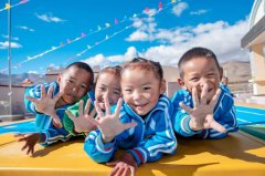 美团联合壹基金五年共建4535座乡村儿童操